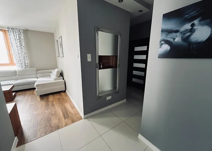 Coco Premium * ワルシャワ